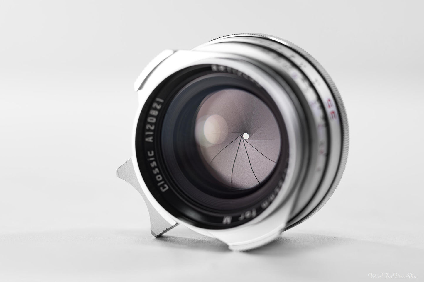 Artizlab Classic 35mm f/1.4 Lens for Leica M (inspired by Leica’s legendary 1960s 35mm f/1.4 V2 lens)